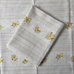 Vintage Thomaston New Era Pair of pillowcases striped‎ floral
